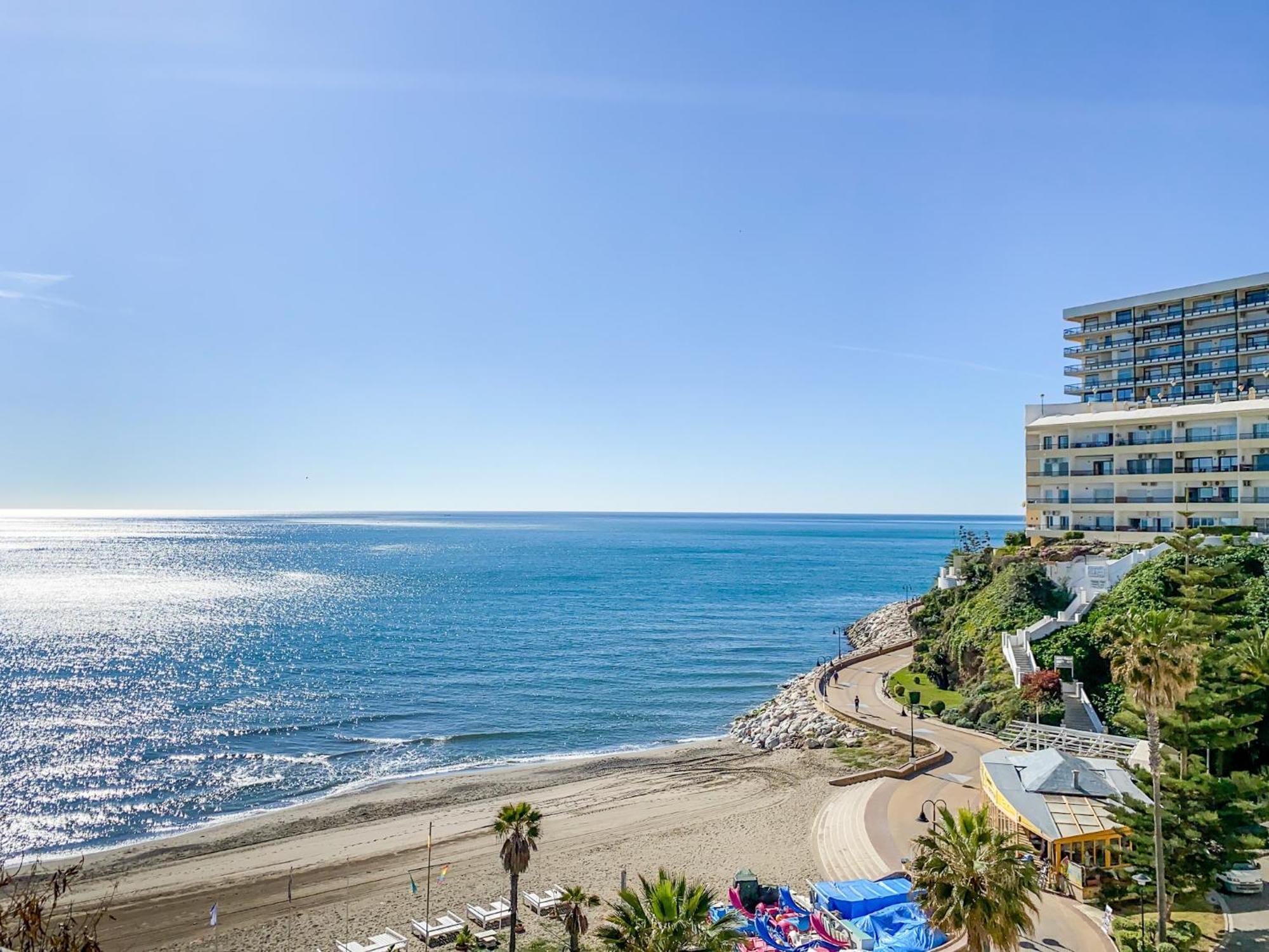 The White Rock Private Access To The Beach Torremolinos Exterior foto